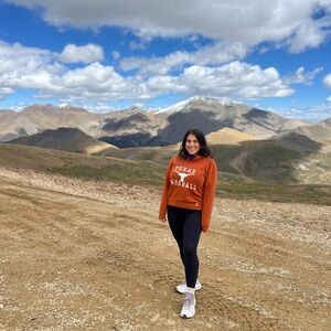 Meet your Posher, Alicia